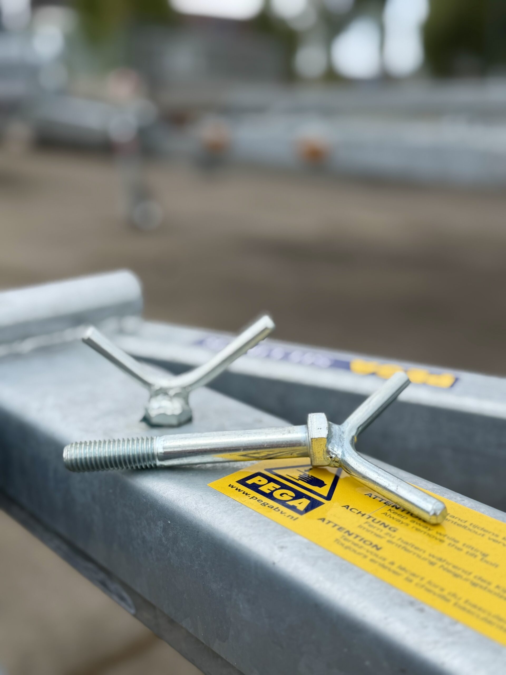 Square tilt bolt from 750 kg - Image 2