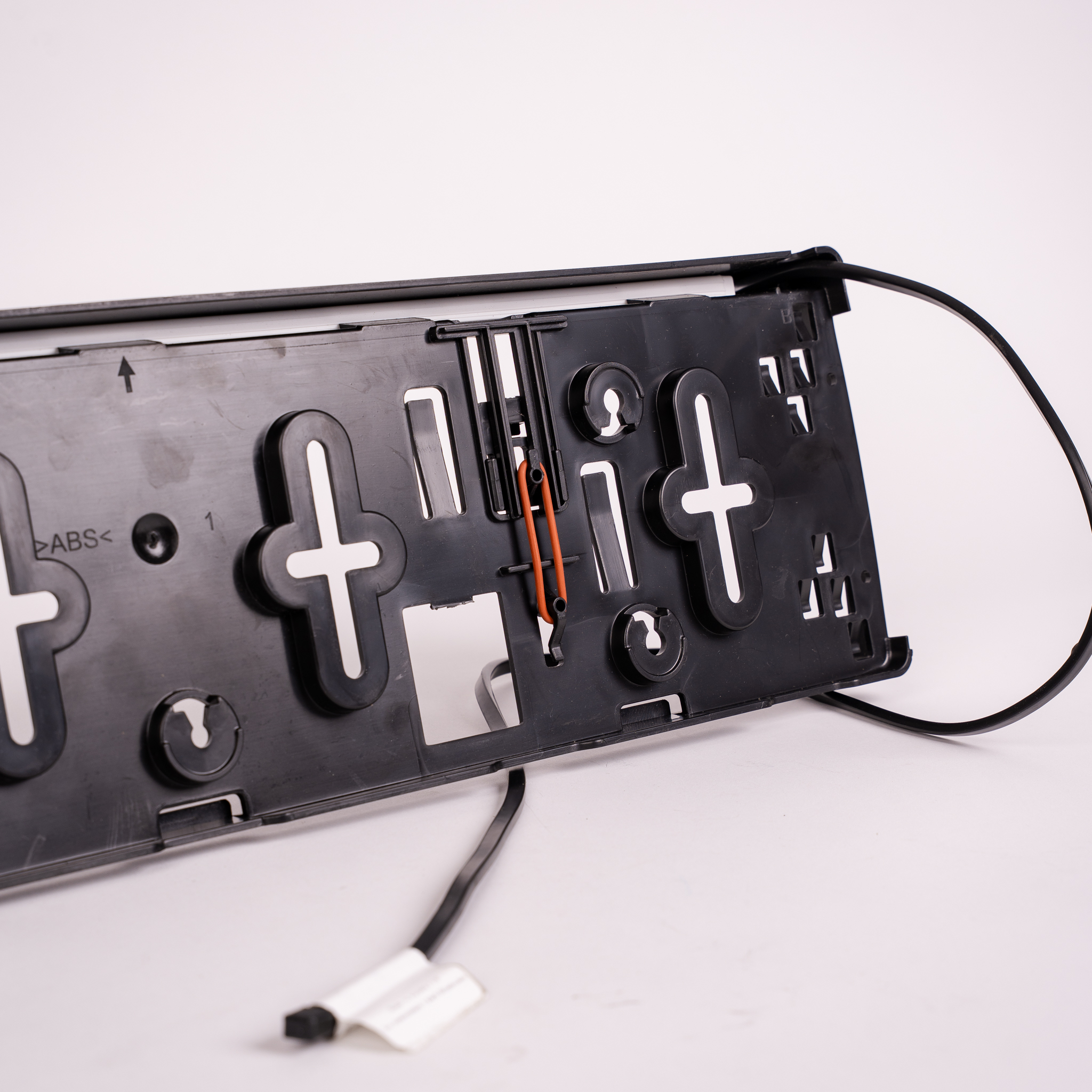 Kennzeichenhalter mit LED-Beleuchtung – Bild 2