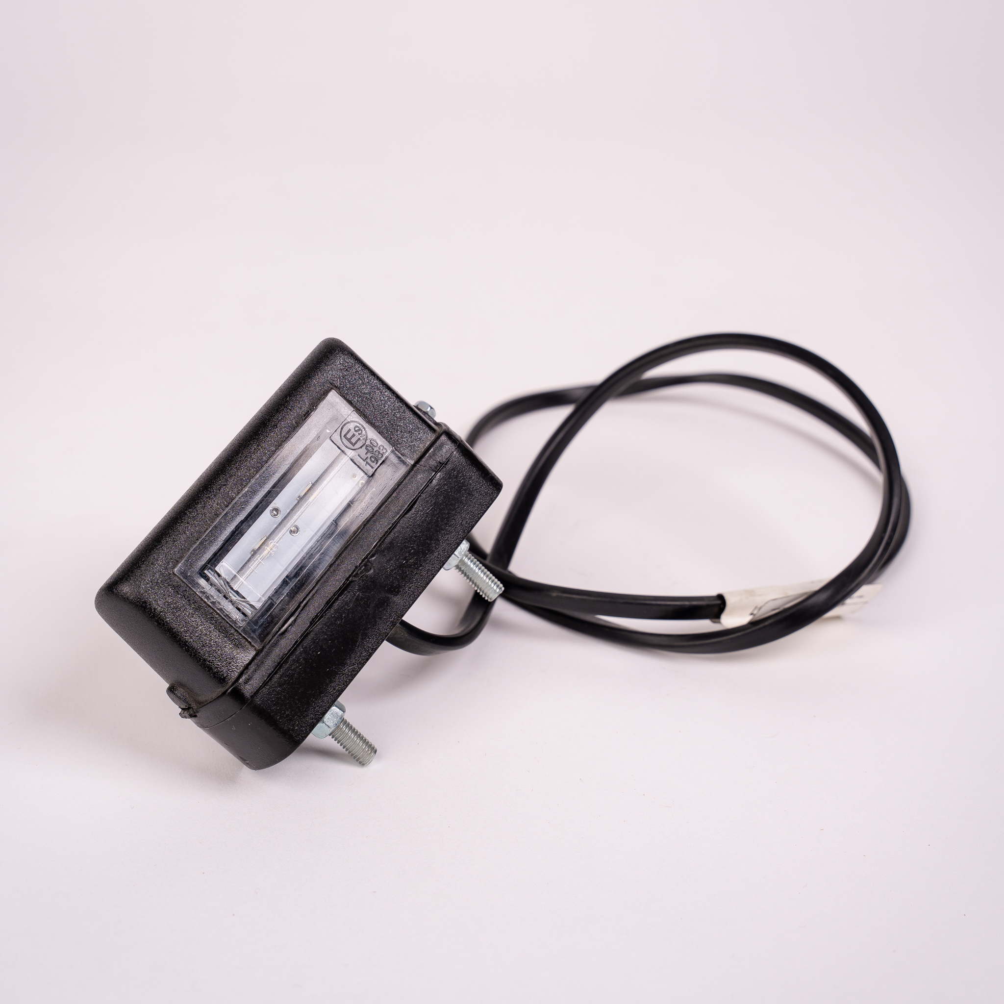 Éclairage de plaque LED étroit
