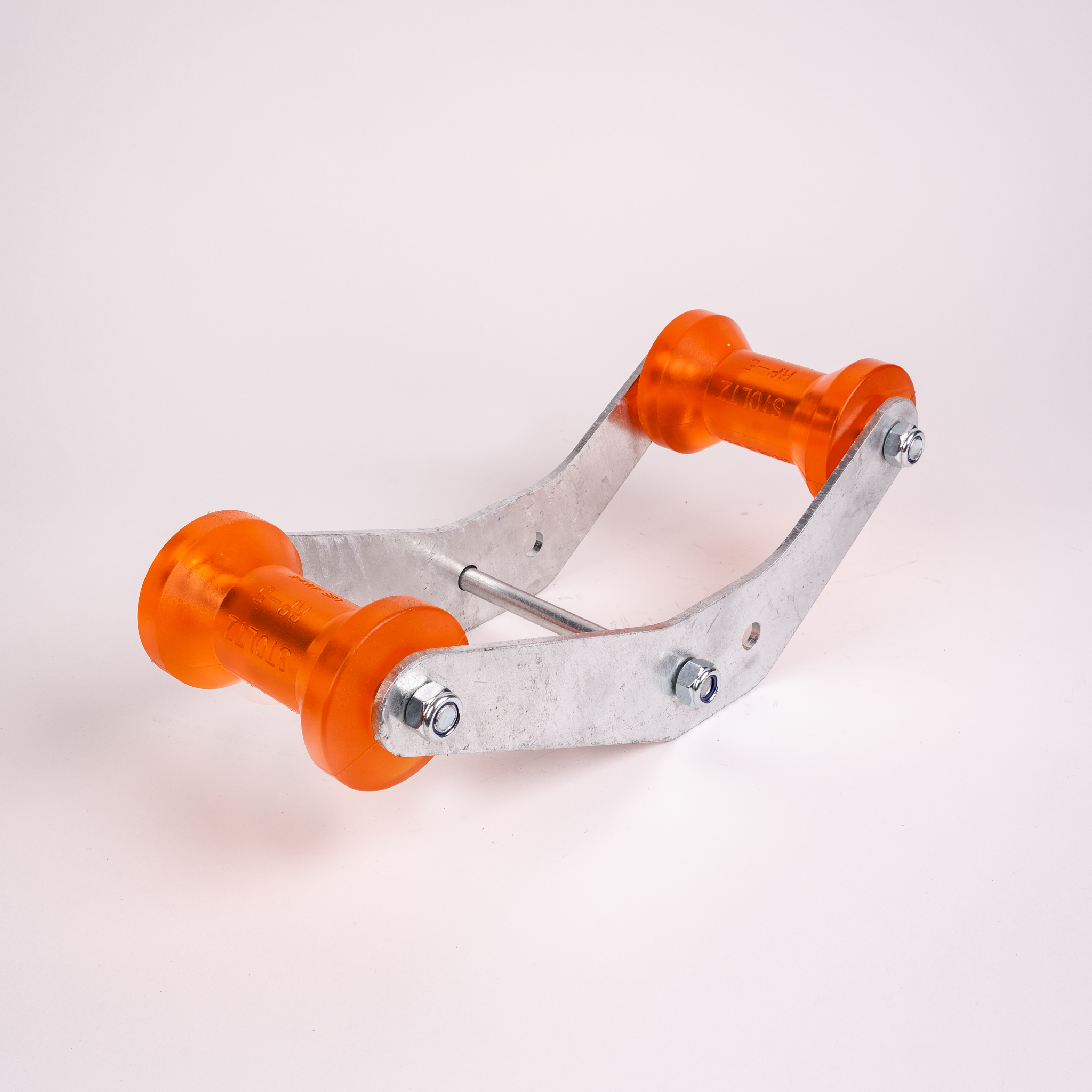Bow roller set with polyurethane rollers