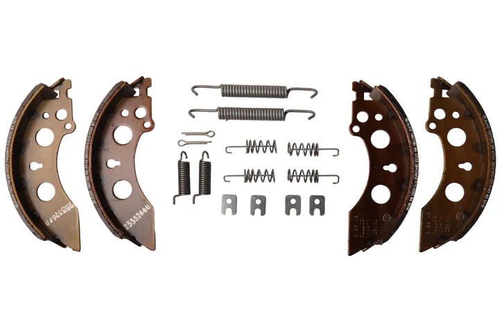 Brake shoe set 1,350 / 1,500 kg - Image 2